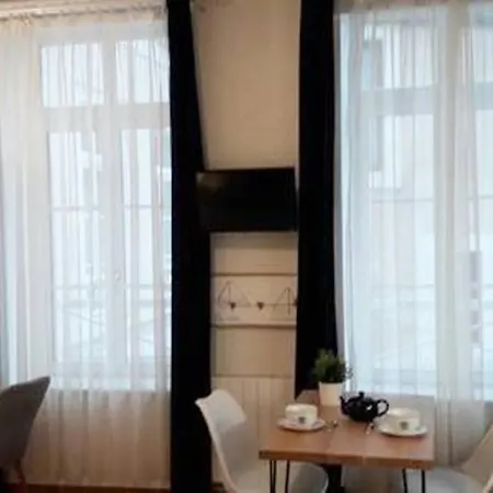 Lägenhet Cosy Idealement Situe Et Bien Equipe *